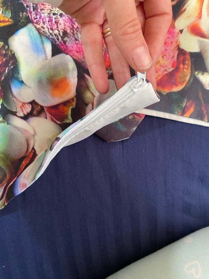 Renkli Pul Detaylı Plaj Çantası - Görsel 5