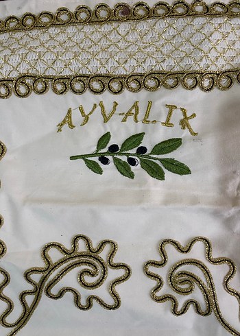 Nakışlı Beyaz Mutfak Önlüğü - Görsel 3