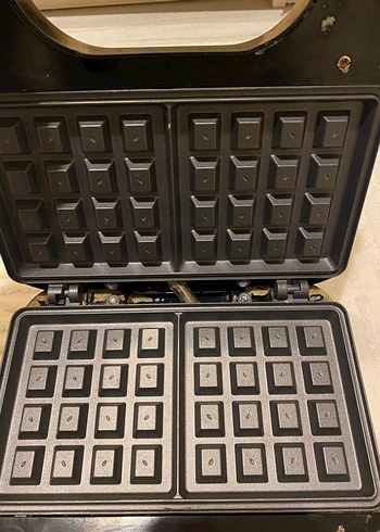 KIWI Siyah Tost Makinesi - Görsel 2