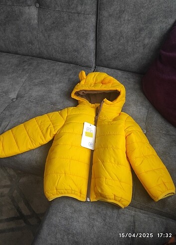 Cocuk mont 3 yas yeni etiketli e bebek marka