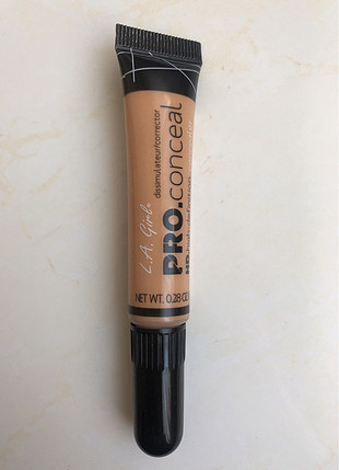 MAC L.A. Girl pro conceal Creamy beige rengi
