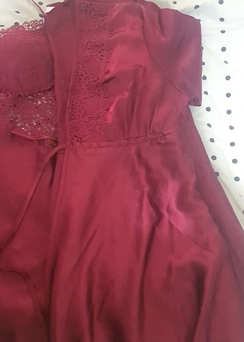 Bordo Saten Pierre Cardin Gecelik Takımı - Görsel 3