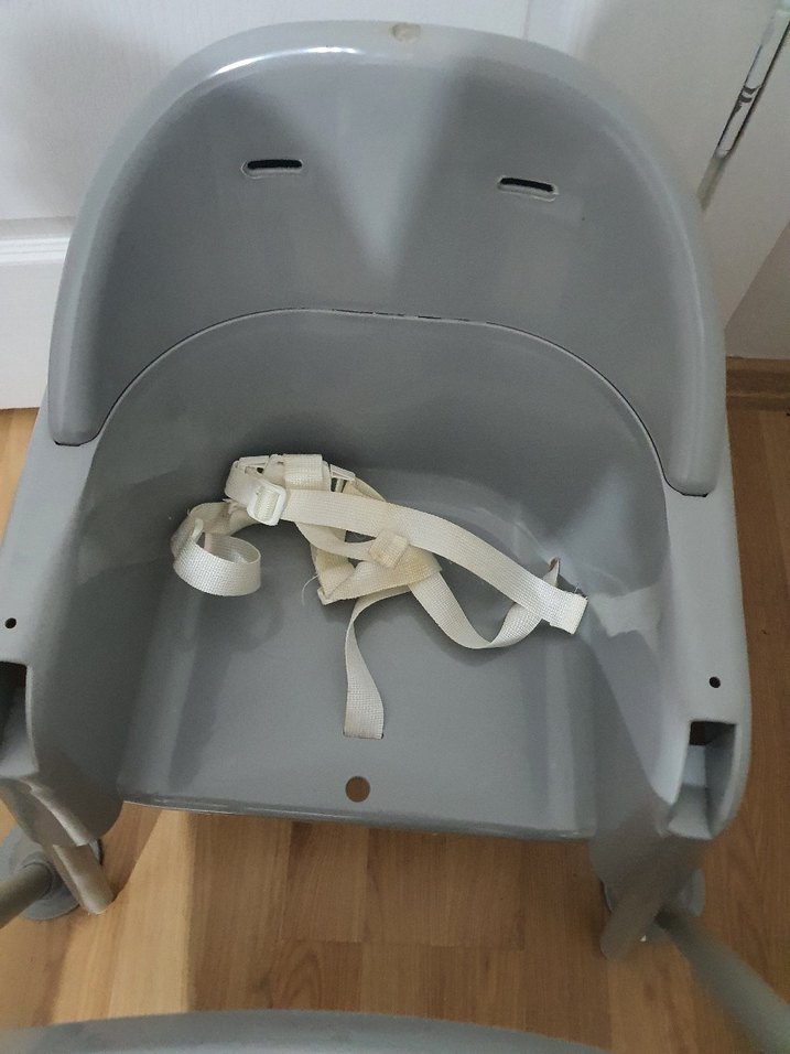 Gri Bebek Mama Sandalyesi ve Aktivite Masası - Görsel 4