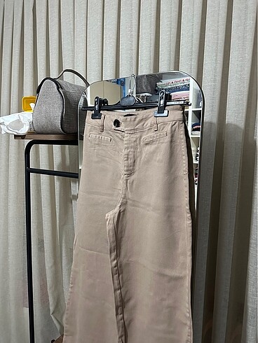 Bershka Pantolon