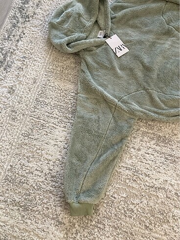 Zara Zara sweatshirt
