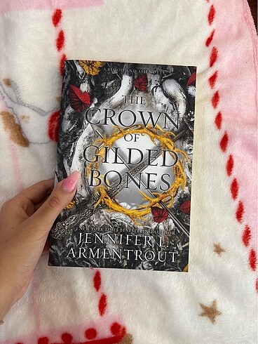 The crown of Gilded bones