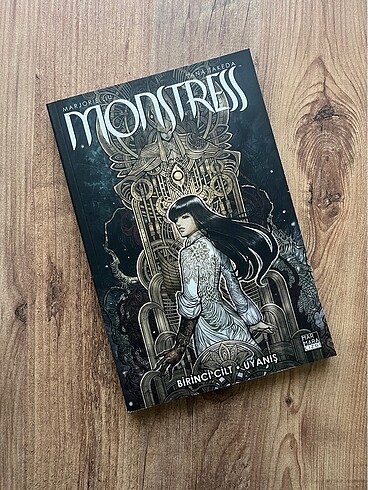 Monstress Cilt 1