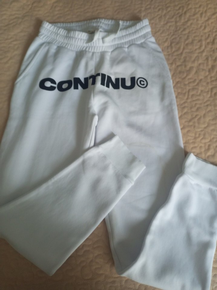 Kadın Beyaz Pamuklu Rahat Kesim Eşofman - Görsel 2