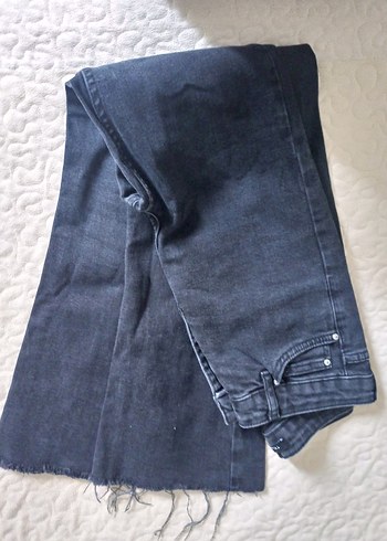 ikili Trendyol pantolon hiçbir sıkıntısı yoktur ihtiyaç fazlasi - Görsel 4