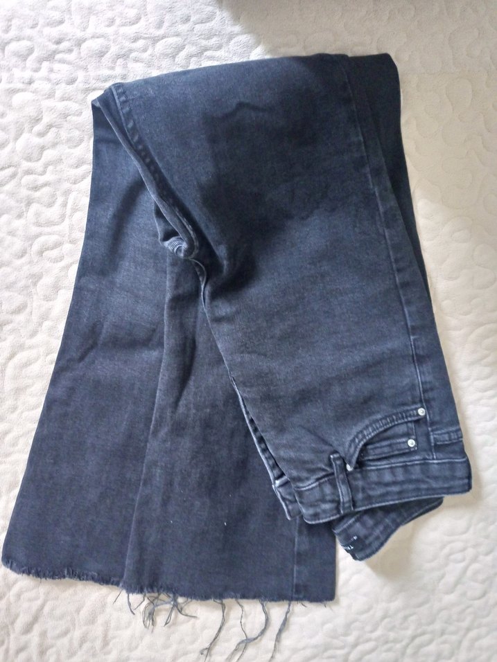 ikili Trendyol pantolon hiçbir sıkıntısı yoktur ihtiyaç fazlasi - Görsel 4