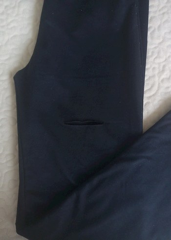 Kırmızı ve Siyah Eşofman Altı - Görsel 9