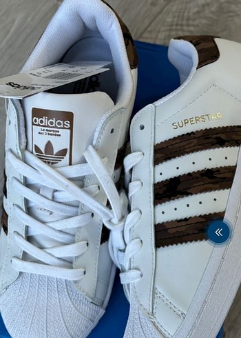 Adidas Süperstar Kahverengi Yılan Desenli Spor Ayakkabı - Görsel 2