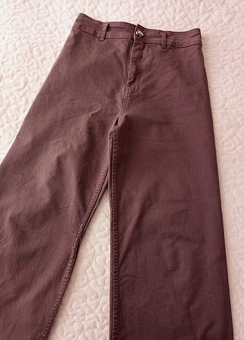 Stradivarius pantolon 