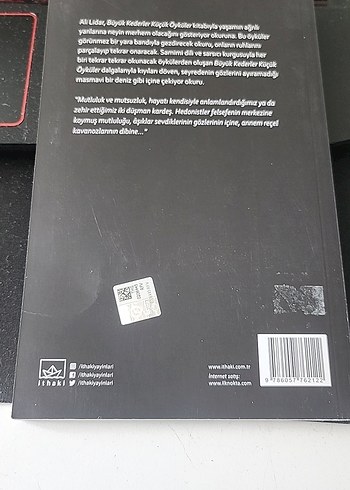 Büyük Kederler Küçük Öyküler - Ali Lidar kitap - Görsel 2