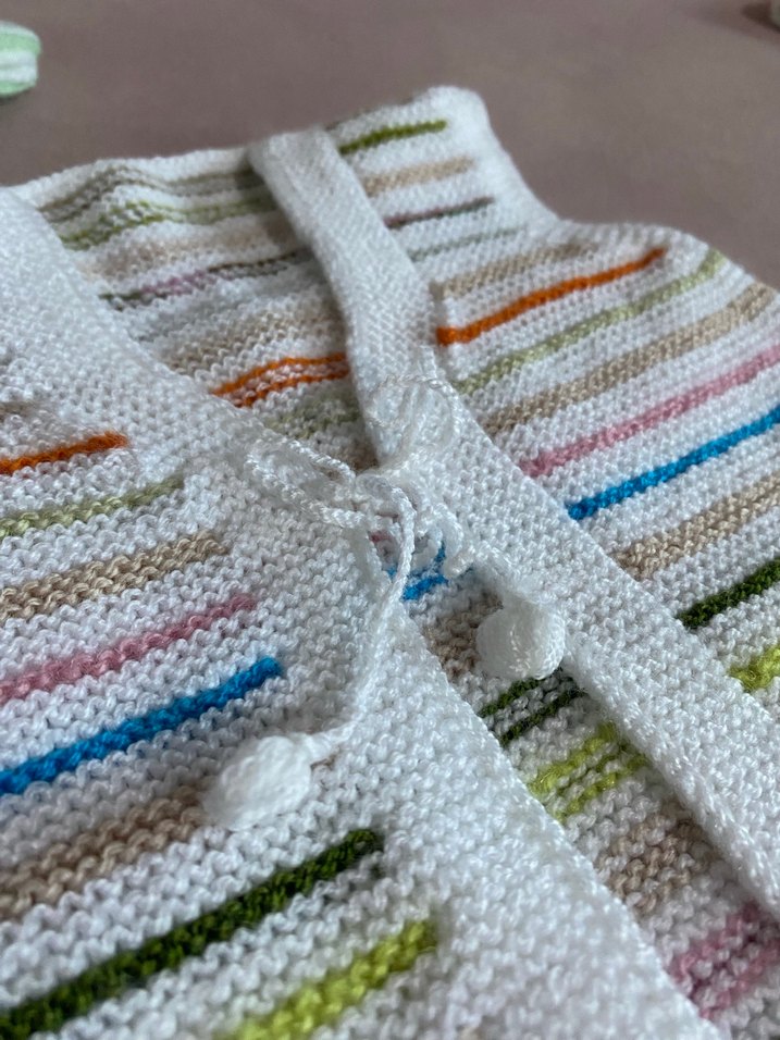 Pastel Renkli Örgü Kız Bebek Takımı - Görsel 3