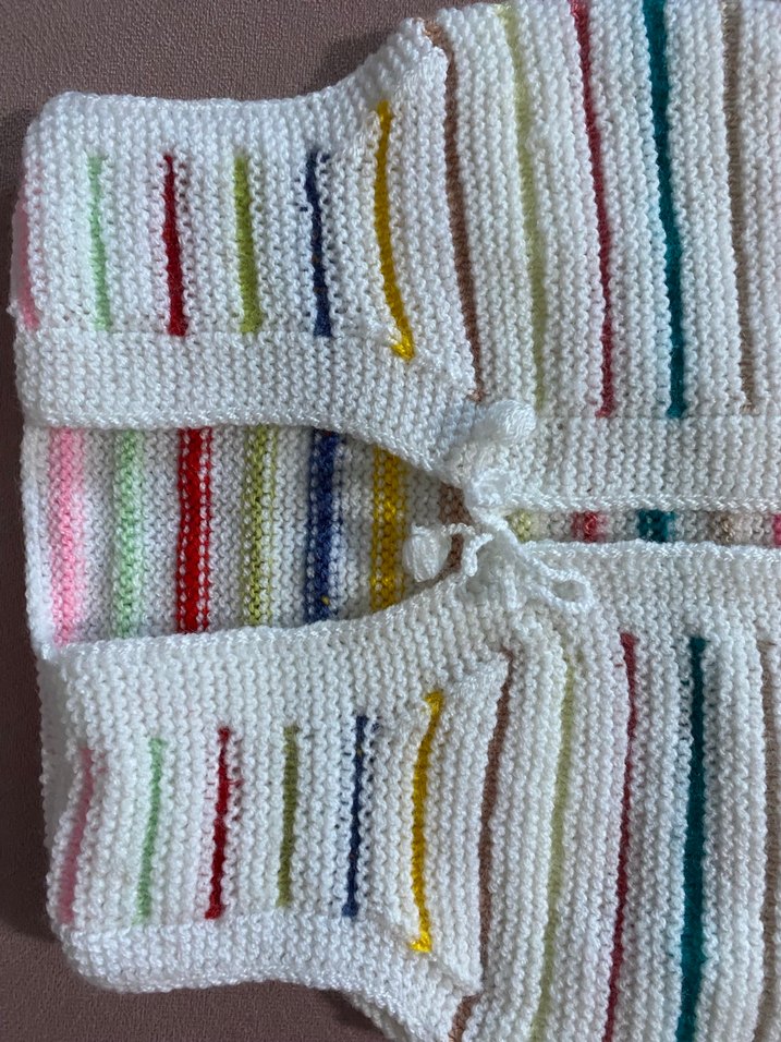 Kızlar için Bohem Tarzı Renkli Örgü Yelekler - Görsel 3