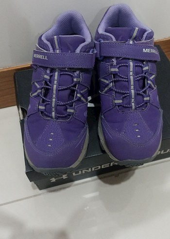 Merrell 32