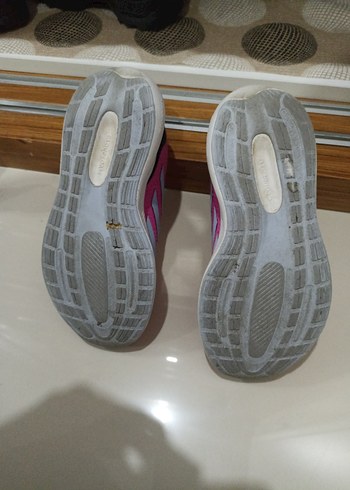 32 Beden Kız Çocuk Pembe puma Cırt Cırtlı Spor Sandalet