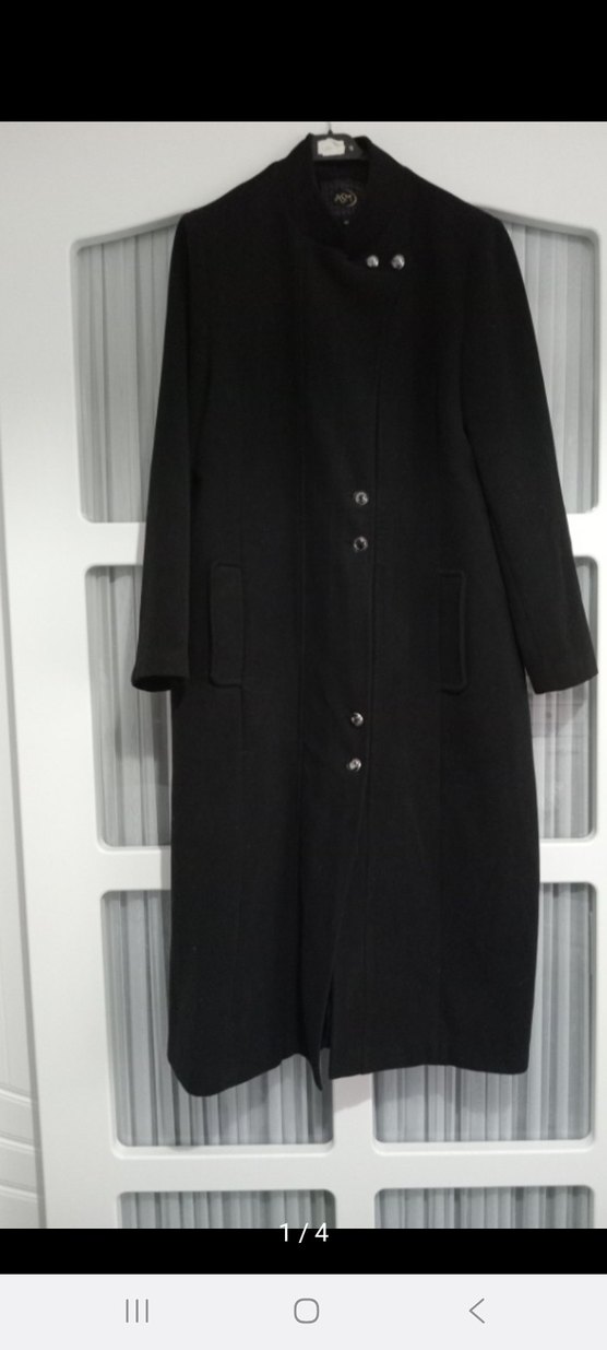 Siyah Düğmeli Uzun Kaban - Görsel 4