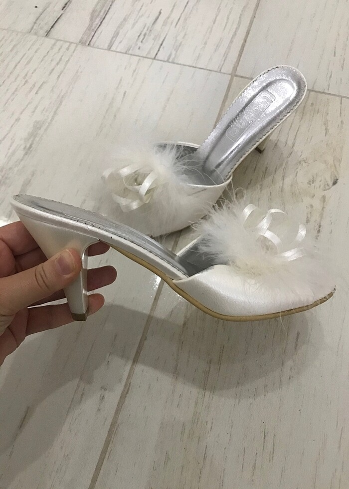 Tüylü terlik - Görsel 2