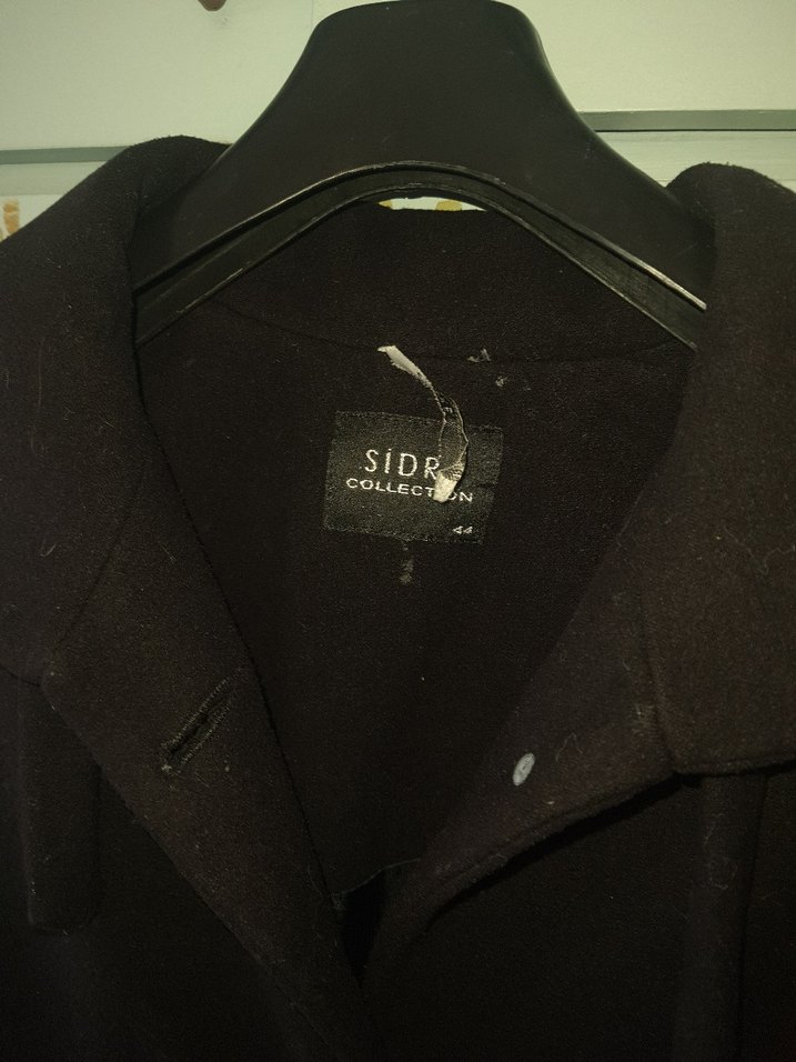 Siyah Uzun Kaban - Görsel 2