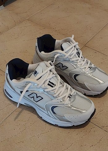New Balance Retro Spor Ayakkabi