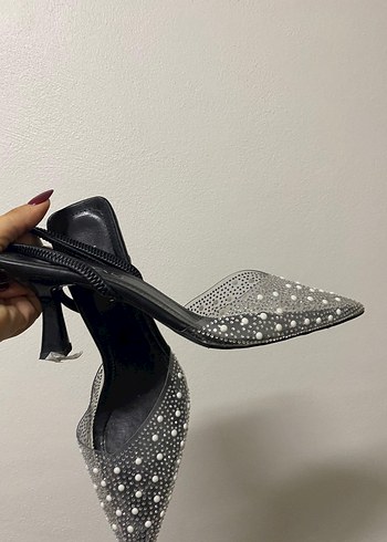 Diğer İnci Detaylı Siyah Stiletto