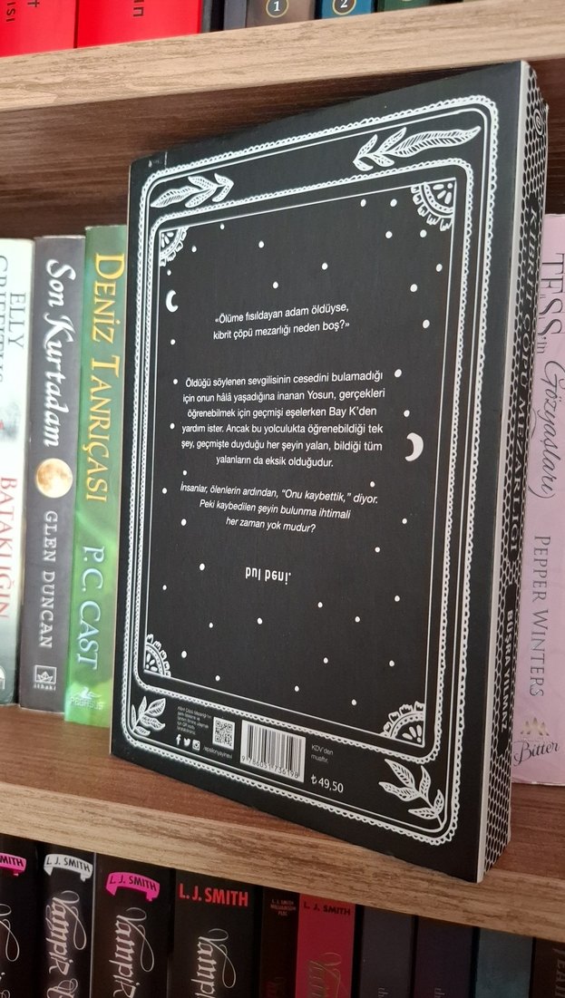 Kibrit Çöpü Mezarlığı - Büşra Yılmaz - Görsel 2