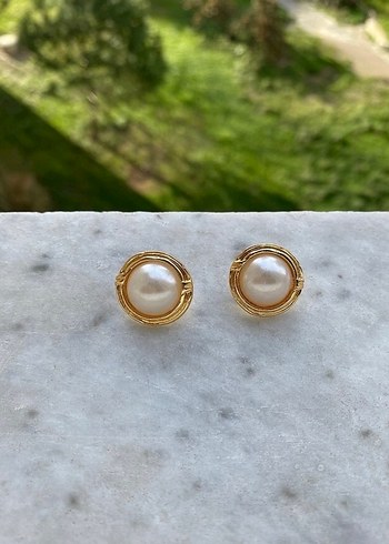 Altın Renkli İnci Düğme Küpe - Görsel 2