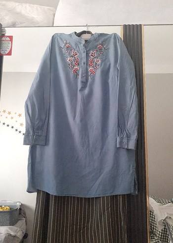 LC Waikiki Lcw Çiçek Nakışlı kot Uzun Kollu gömlek tunik
