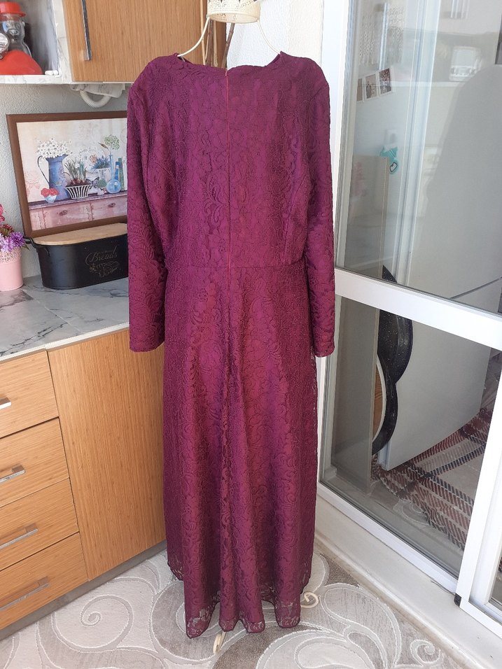 Mor Dantel Detaylı Uzun abiye Henna Elbise - Görsel 4