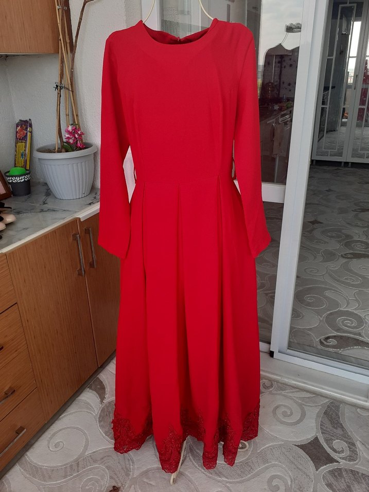 Uzun Kırmızı Dantelli pileli Kadın Elbise abiye kına gecesi - Görsel 3