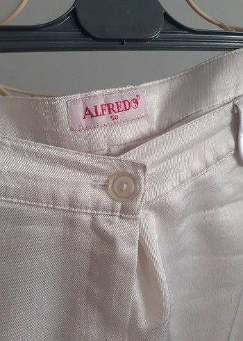 Yeni Düğmeli Kısa Kadın Keten Pantolon Kapri 50 beden alfredo - Görsel 2