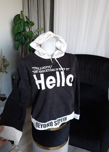 Atmosphere siyah kapüşonlu yazı baskılı sweatshirt bluz birkaç sararması dı
