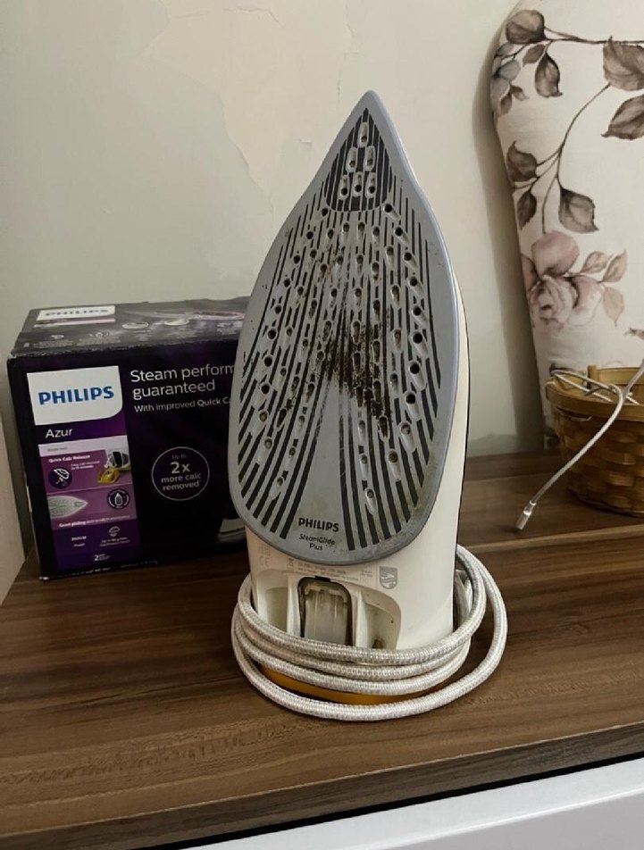 Philips Azur Buharlı Ütü Beyaz-Siyah - Görsel 3