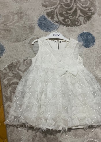 Beyaz Kız Çocuk Fırfırlı Nakışlı Elbise - Görsel 5