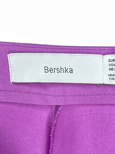 36 Beden mor Renk Bershka Düz Kesim %70 İndirimli.