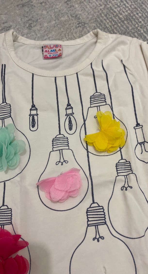 Kız Çocuk Beyaz Pamuklu Kısa Kollu Baskılı Tişört - Görsel 4