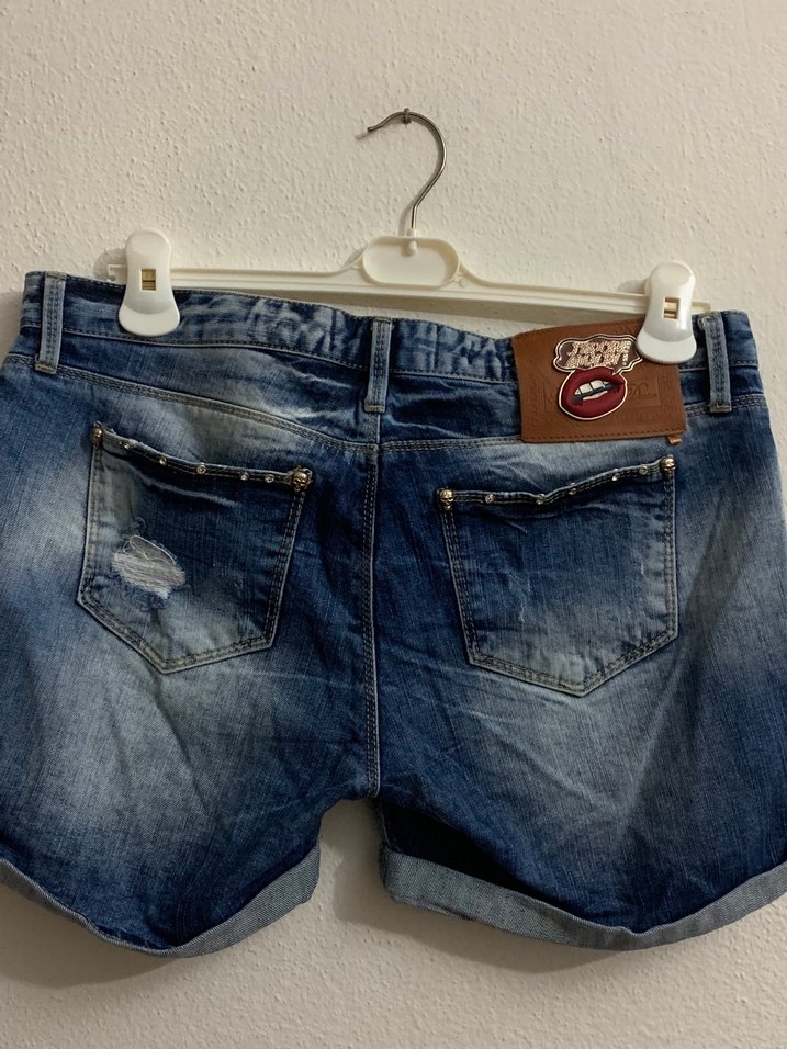 Miarte Düğmeli 

Mavi Kot Şort - Görsel 3