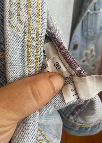 Nakışlı Mavi Kız Çocuk Denim Ceket - Görsel 4