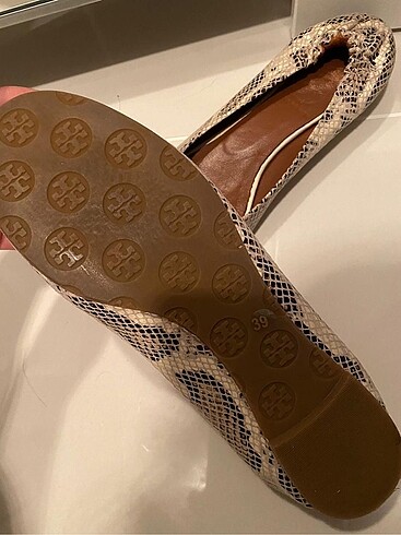 39 Beden Tory burch babet