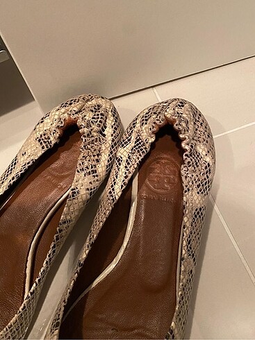 39 Beden çeşitli Renk Tory burch babet