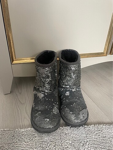 33 Beden Kemal Tanca Ugg bot