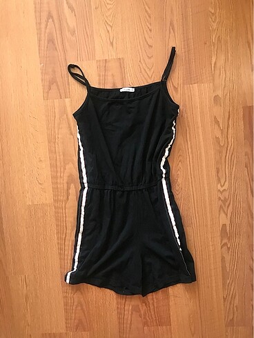m Beden siyah Renk Lcw tulum askılı kısa