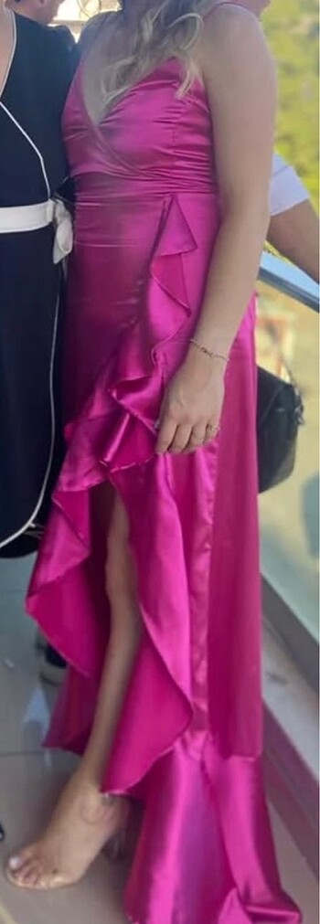 Fuşya pembe elbise
