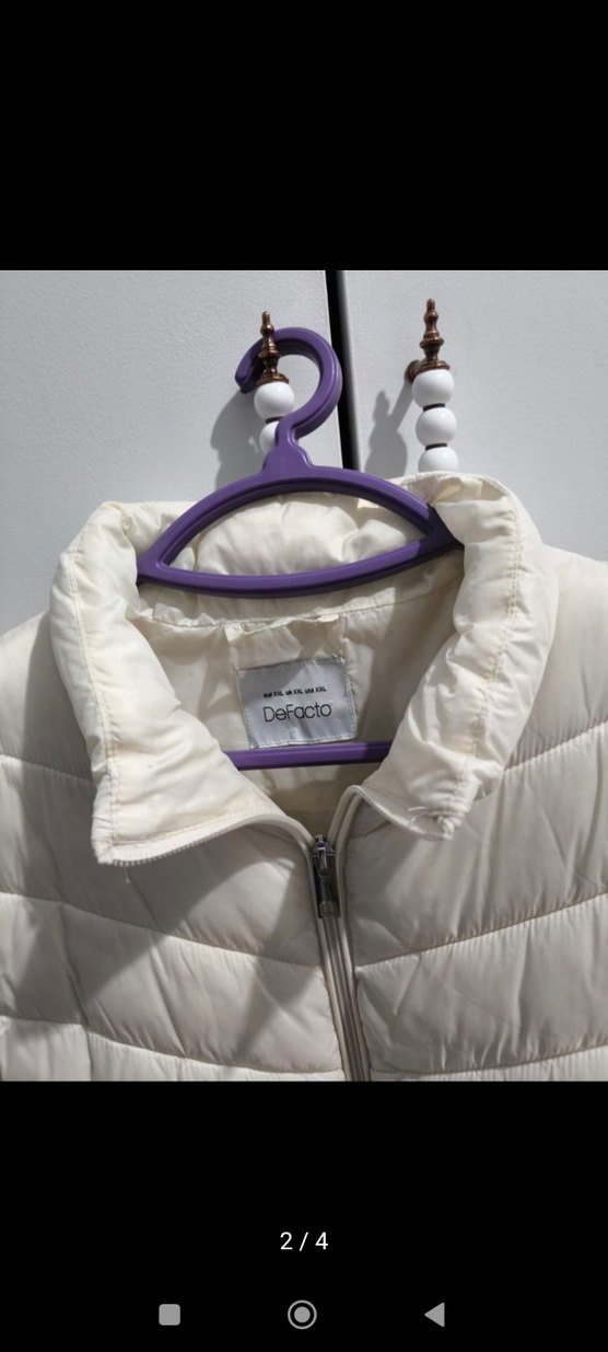 Kadın Krem Şişme Yelek - Görsel 3