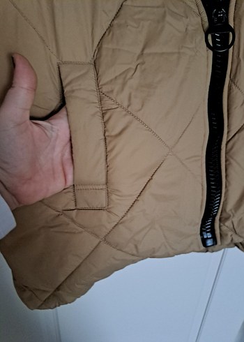 Bej Kapitone Kadın Mont - Görsel 4