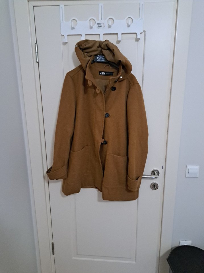 zara kapisonlu camel renk kaban - Görsel 2