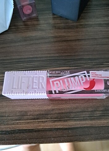 Maybelline dolgunlastirici ruj