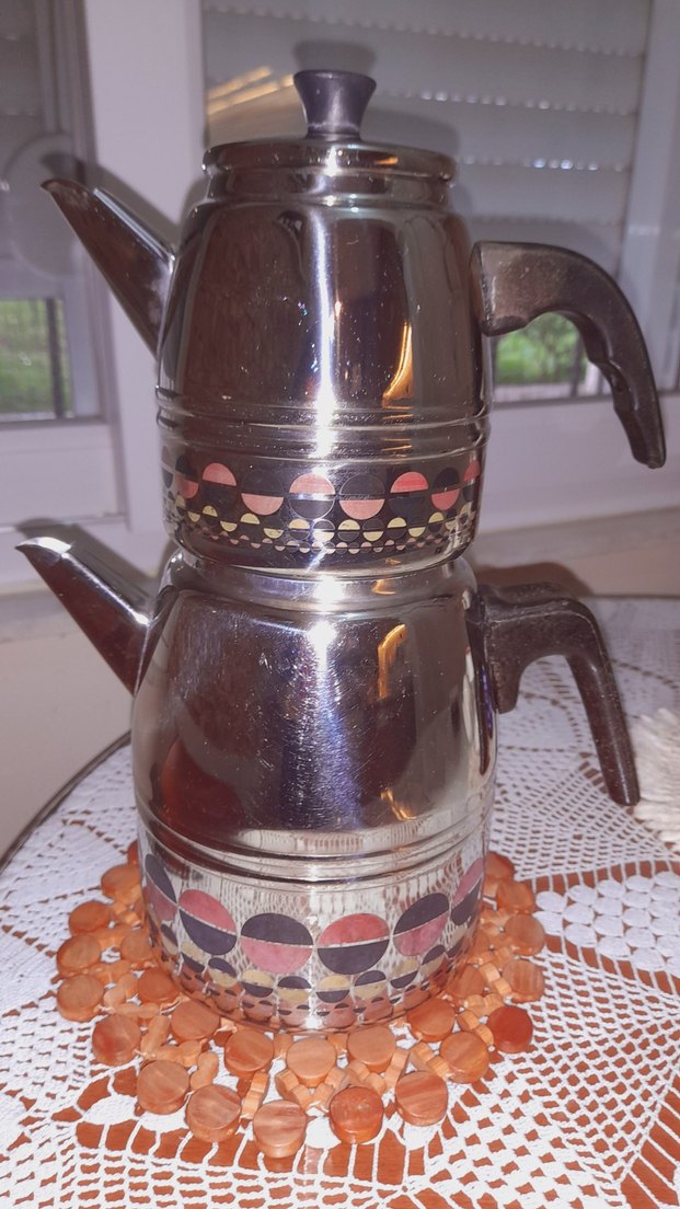 Kahverengi Desenli Metal Çaydanlık - Görsel 2